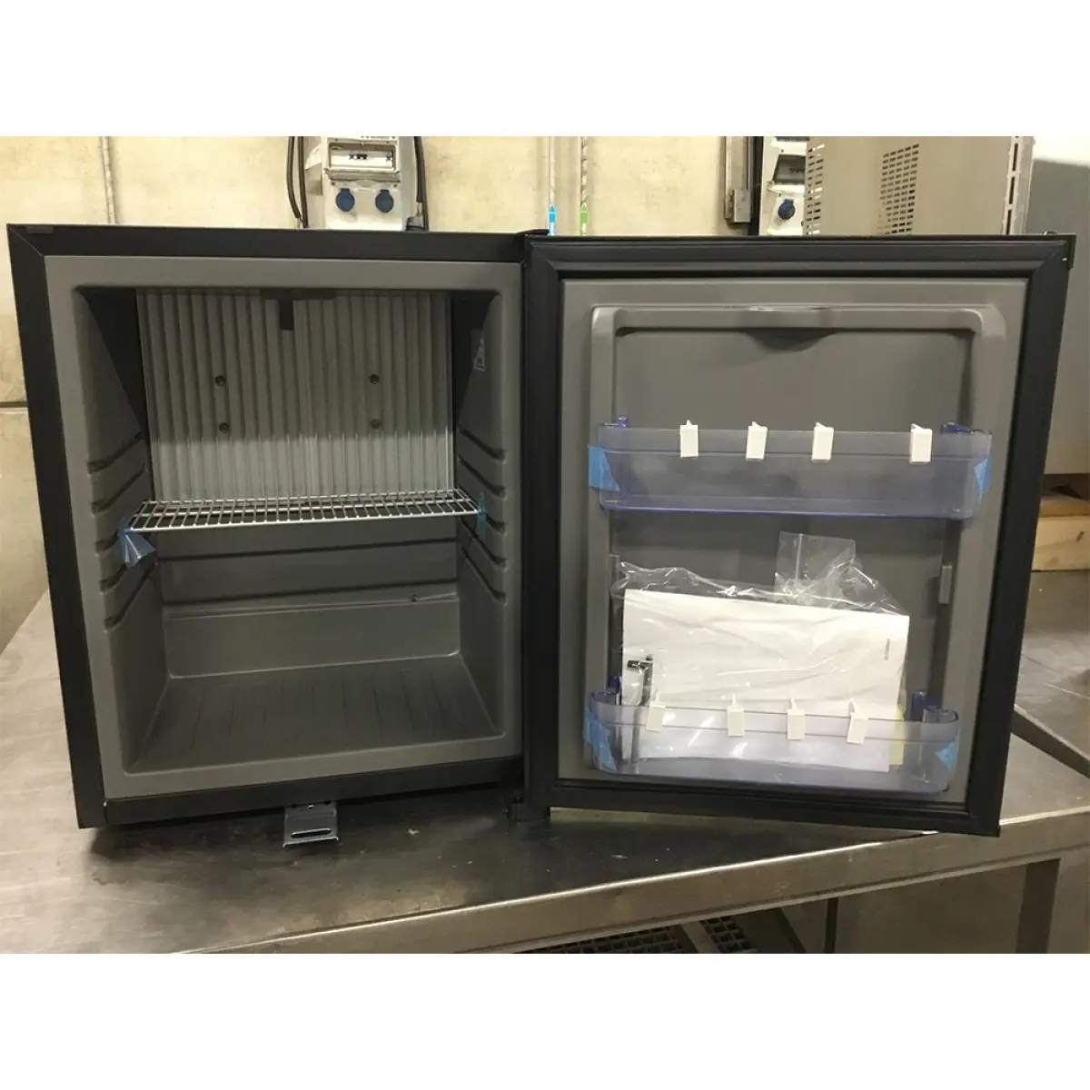 Image Mini-bar volle deur, 32 liter 1