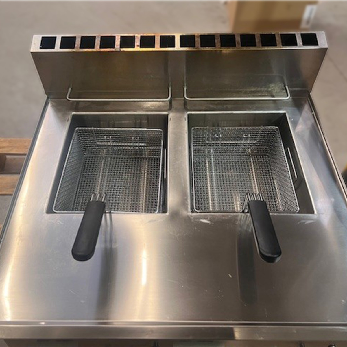 Image Gasfriteuse met 2 kuipen van 8 liter -Top- 2