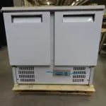 Gekoelde saladette met gebogen glas 2x GN1/1 + 3x GN 1/6-150 mm + reserve 2 deuren GN 1/1 - Image 2