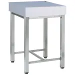 Hakblok op poten in polyethyleen, 500x500 mm - Main Image