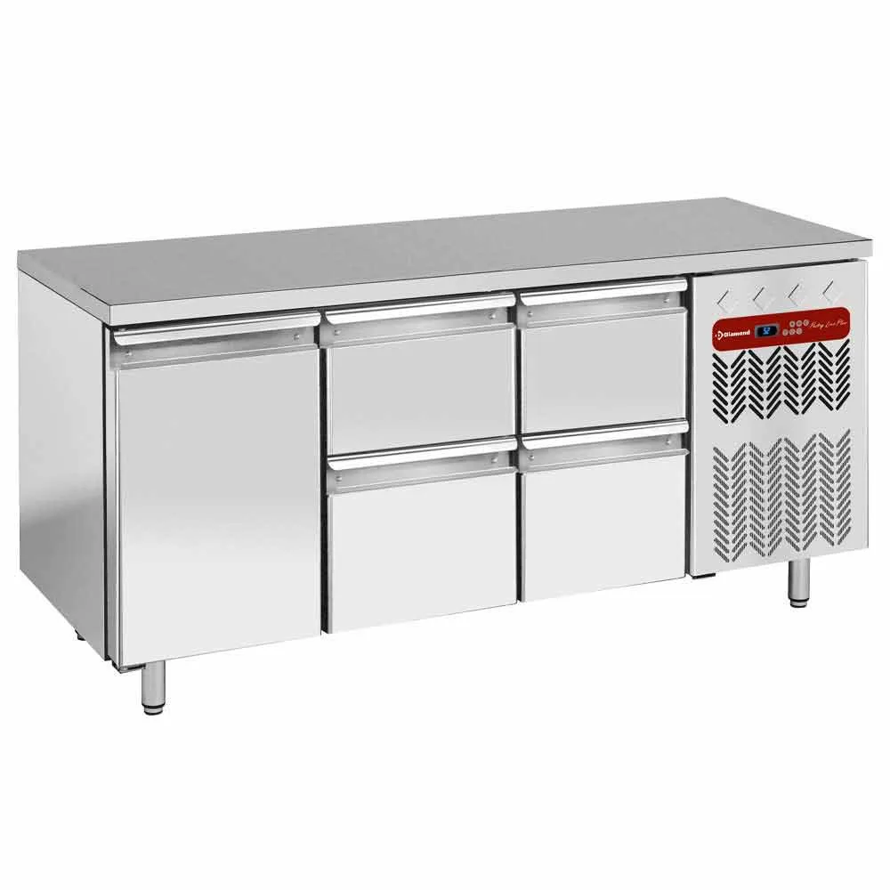 Koeltafel samengesteld uit : - Main Image