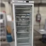 Statische vrieskast, glazen deur, 400 liter. wite - Image 2