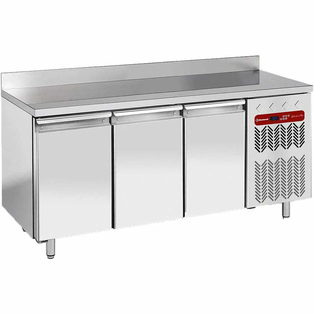 Wandkoelkast, geventileerd, 3 deuren GN 1/1, 405 liter - Main Image