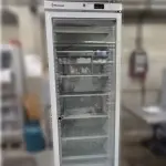 Statische vrieskast, glazen deur, 400 liter. wite - Image 2